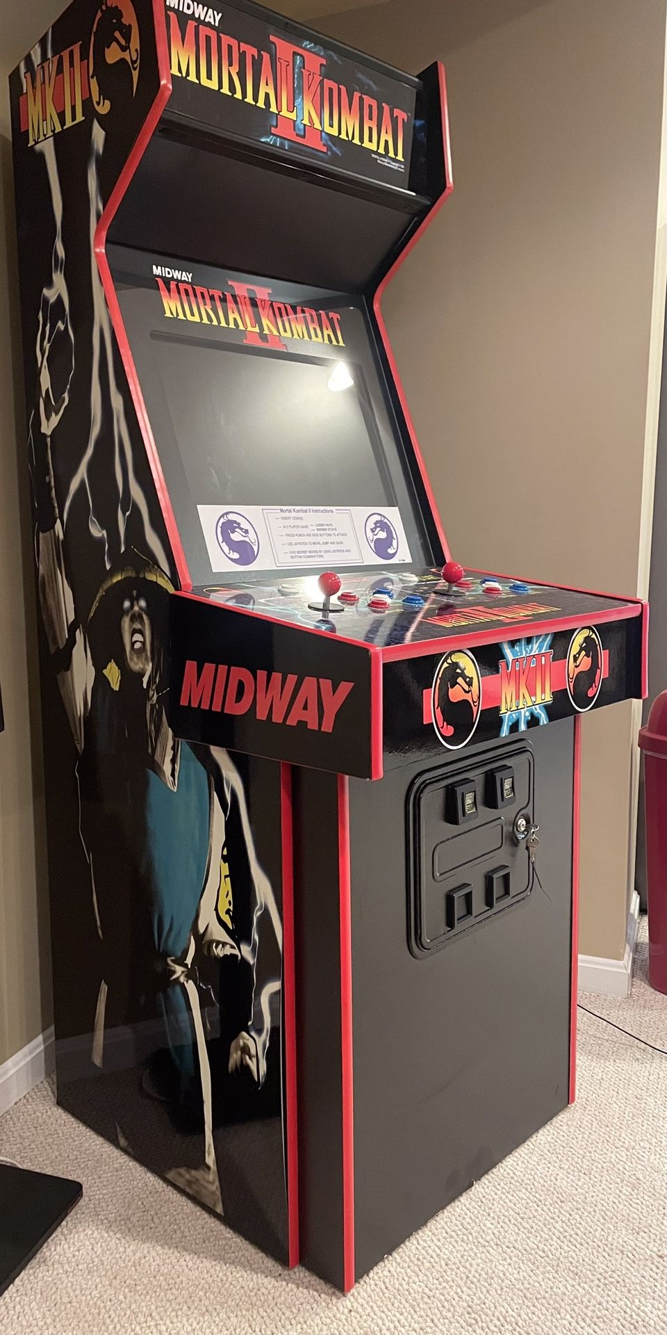 Mortal Kombat II New Slim Build