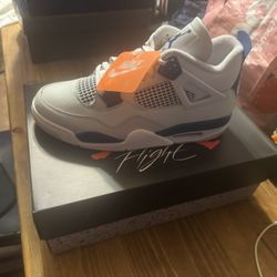 Jordan Retro 4
