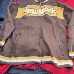 Veezo Wear Mens Football Jacket & Pants New York Brown 100% Acrylic Fleece Sz XXL. Elastic on pants is worn out but has draw string 