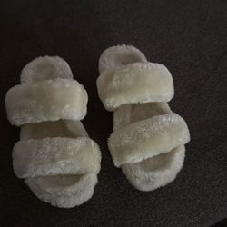 Steve Madden Fur Sandals 