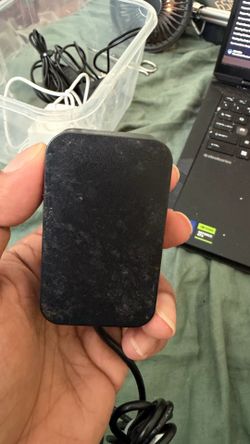 Power brick (c)
