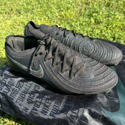 Nike Phantom Gx 2 FG Size 8.5