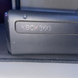 XBOX 360 + GAMES