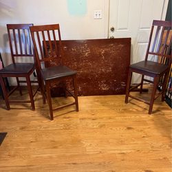 Dining table with 3 chairs