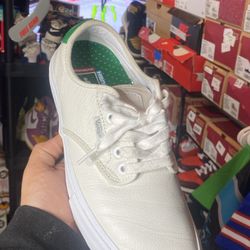 Vans Size 8 Men 9.5 Woman’s 