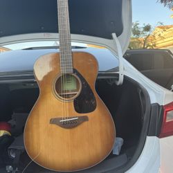 Yamaha FS800 Folk Acoustic Guitar Sandburst