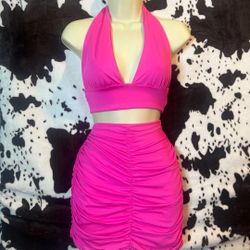 Hot Pink Two- Piece 😍