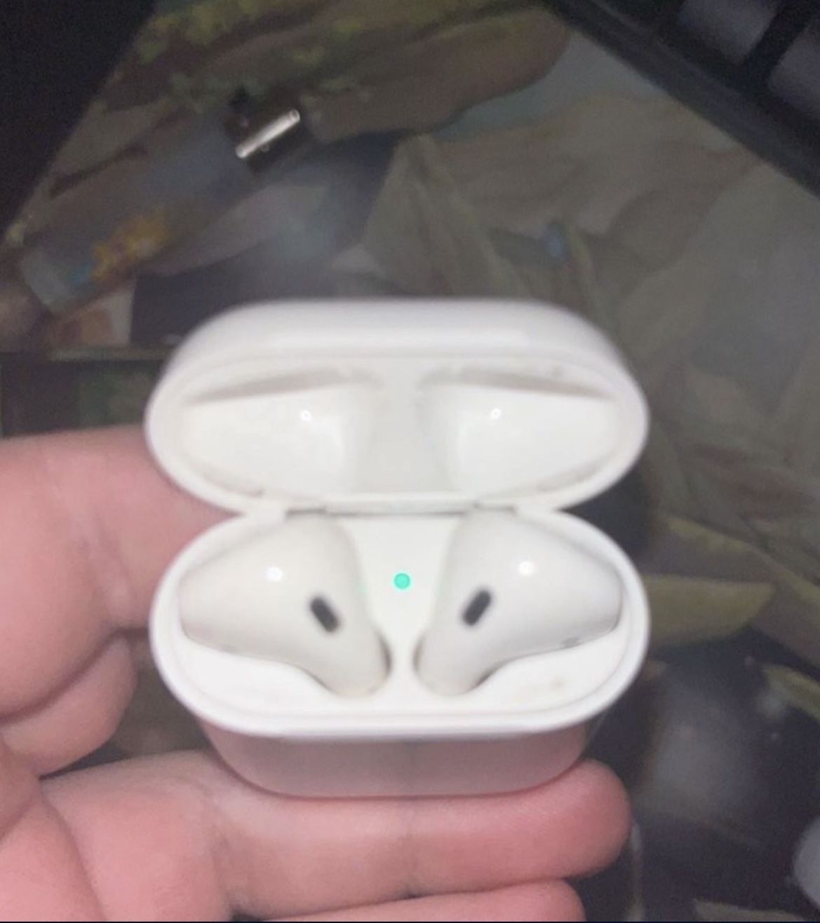 Apple AirPods 2