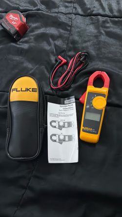 Fluke 323 True RMS Clamp Meter - New Open Box (Complete w/ Leads, Manual & Case)".
