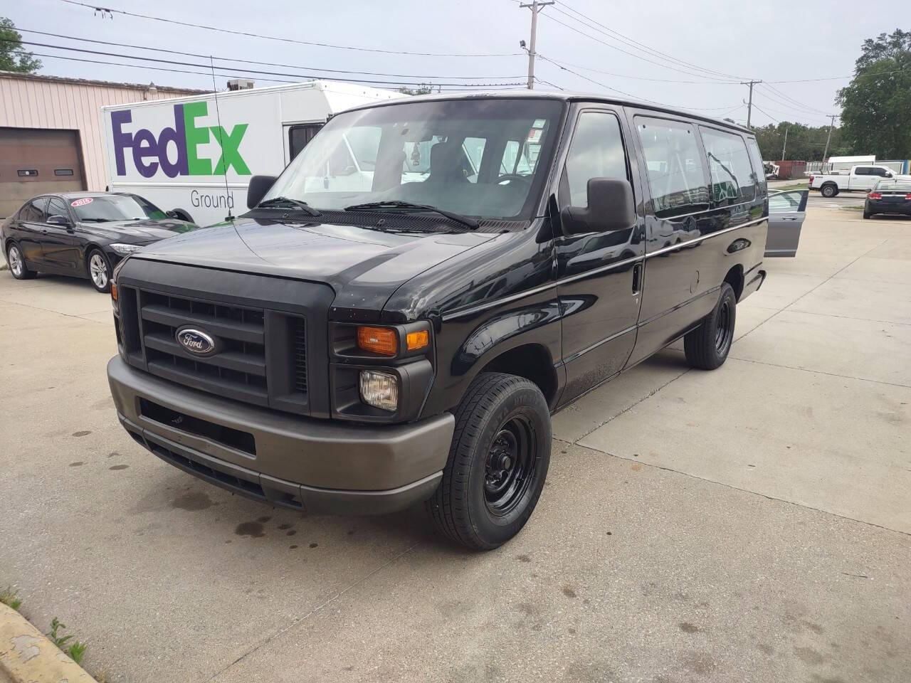 2014 Ford E-350 Super Duty
