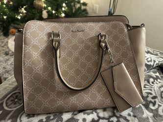 Light Pink Nine West Purse