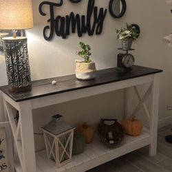 Farmhouse Decor Stand