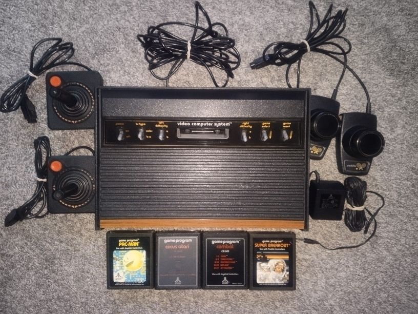 Atari 2600 Light Sixer Console + 4 Games Tested and Working See Pics