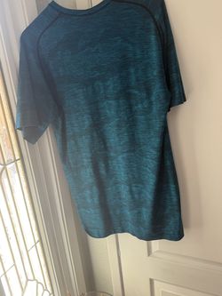 Lululemon T Shirt and sweatshirt Large and Medium