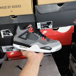 Jordan Infrared 4s size 6.5Y VNDS