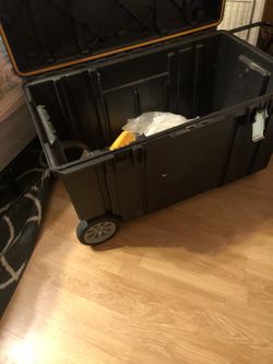 Dewalt mobile storage