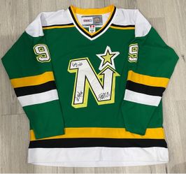 Minnesota North Stars CCM Vintage #99 Signed Jersey