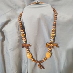 Vintage Zafari Wooded Necklace 