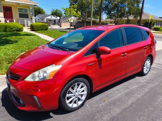 2012 Toyota Prius V