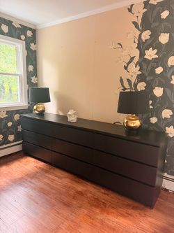 IKEA MALM Dressers ā Set of 2