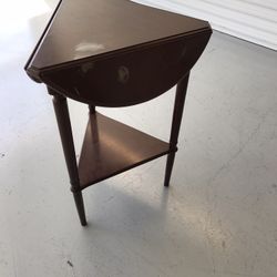 Corner Stand