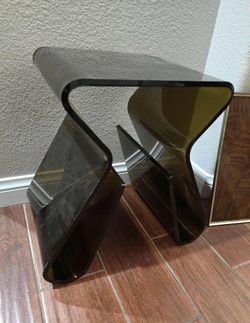 Vintage mid Mod heavy acrylic Nightstand accent table