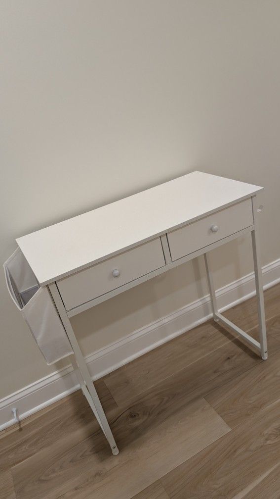 Lufeiya Small White Desk with Drawers - for Bedroom, 32 Inch Home Office Computer Desk Vanity