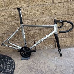 Giant TCR SL Frameset sz Med w/ FSA Energy  Crankset XLNT COND.