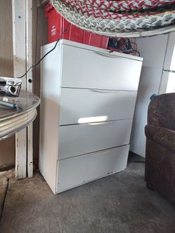 Archivero alto 52 x  36 / 19 pulgadas
