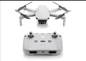 DJI Mini 2 SE Fly More Combo, Mini Drone with 10km Video Transmission, 3 Batteries for 93 Mins Max Flight Time, Under 249g, QHD Video, Auto Return t