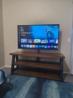 Entertainment center