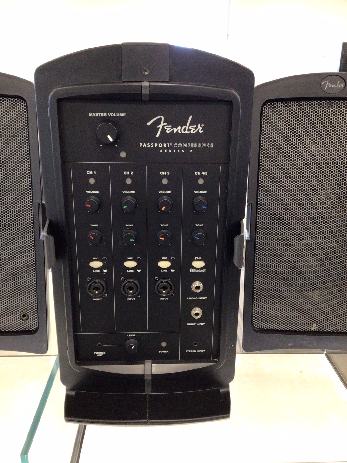 Fender Passport Conference 2 PA System for Sale in Fort Lauderdale, FL