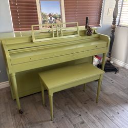 Free Piano
