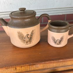Ceramic Tea Pot And Cup With Eagle
