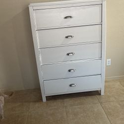 White Solid Wood Dresser