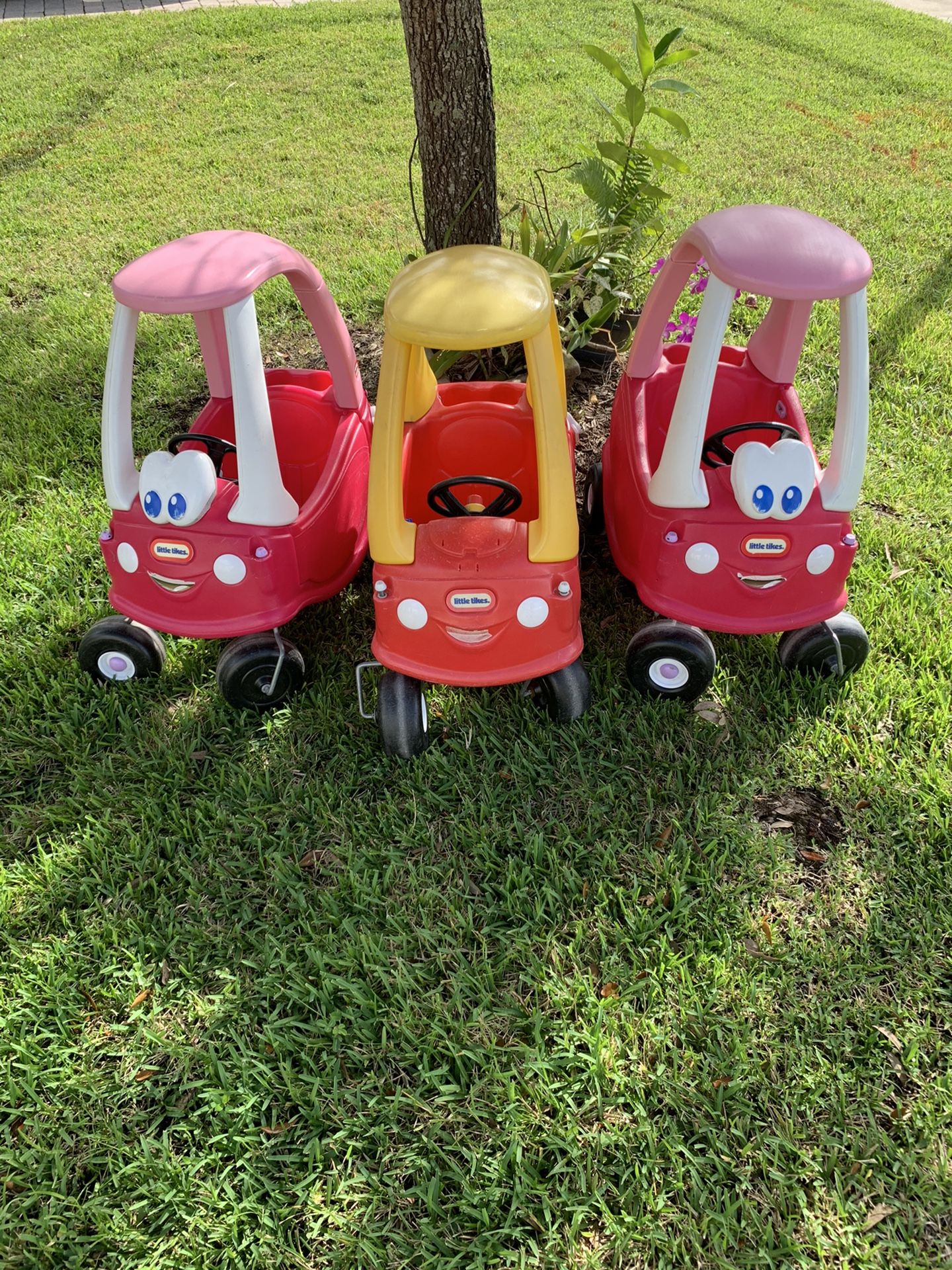 Set of 3 Little Tykes Cozy Coupes Cars