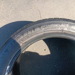 2 Llantas 245 40 R17 Michelin Pilot Sport All Season 