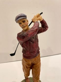 Vintage 1993 Golfer Statue Figurine On Wooden Base 10.5” High excellent condition
