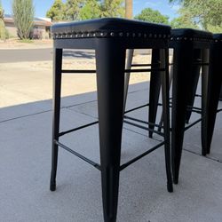 3 Bar Stools