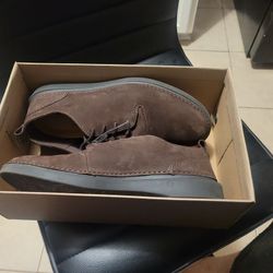 CLARKS SHOES SIZE 8 MENS