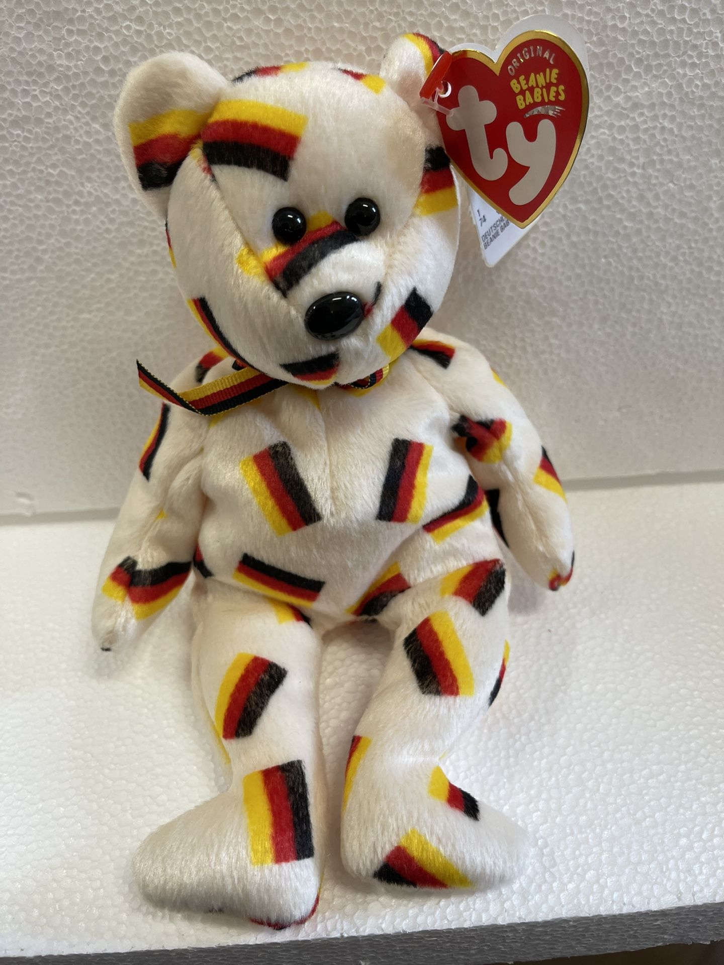 Beanie  Babies Born May 09,2003 Name Deutscland