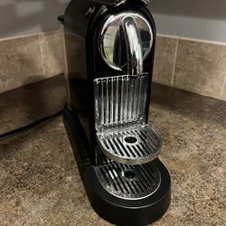 Nespresso Espresso Machine And Pods 