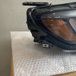 2022-2025 Jeep Compass Left Headlight 