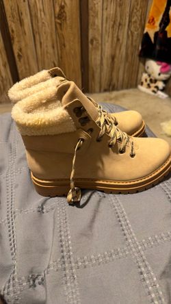 Women Cozy Hiker Boots