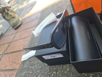 DOLCE & GABBANA SHADES