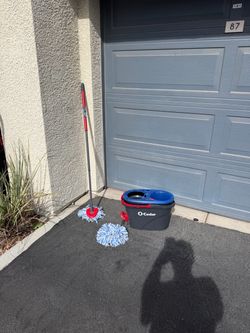 Mop W/Bucket & Extra Pad