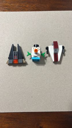 Pieces Of LEGO STAR WARS ADVENT CALENDAR #75279