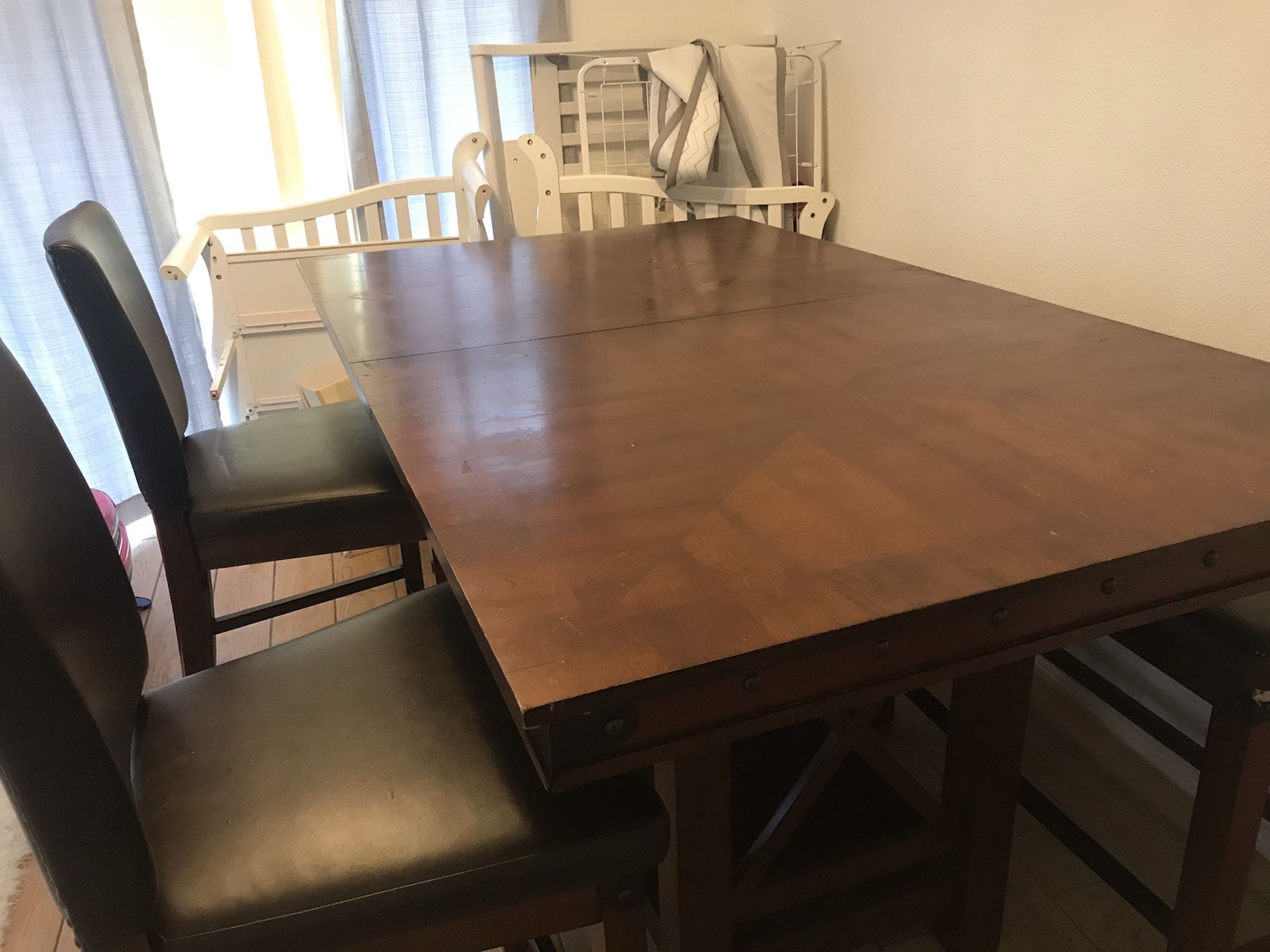 6’ Dining Room Table, Chairs and Bench W/ Kitchen Supplies