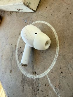 Left Air Pod