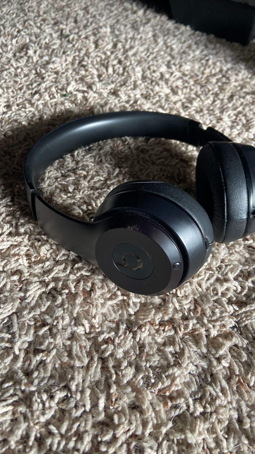 Beats Solo 3 Wireless Headphones